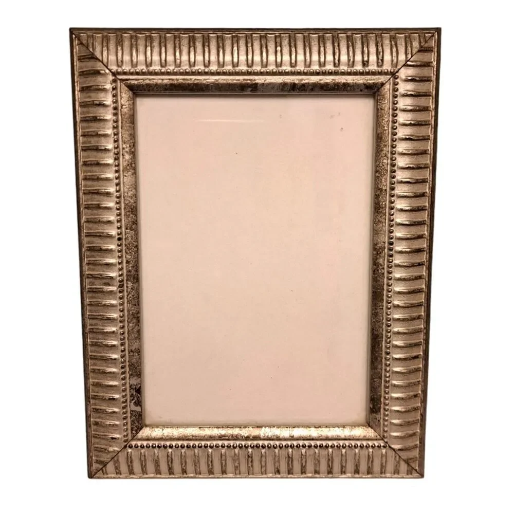 Vintage Wooden Photo Frame Silver Tone Ribbed 9 X 7 Inch With Glass